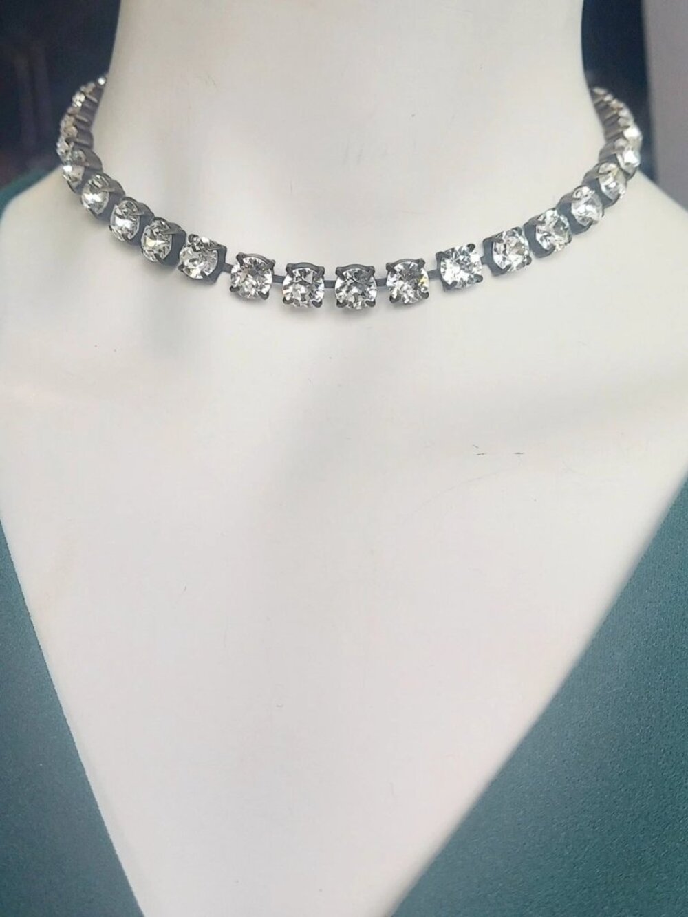 French Kande Swarovski Crystal Cupchain Brass Toggle Choker Necklace